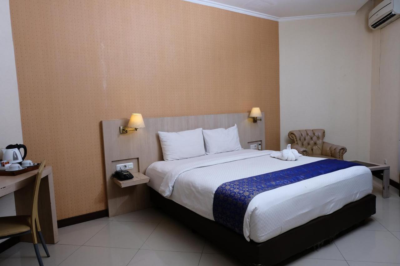 Rio City Hotel Palembang Dış mekan fotoğraf