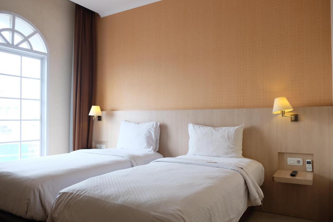 Rio City Hotel Palembang Dış mekan fotoğraf